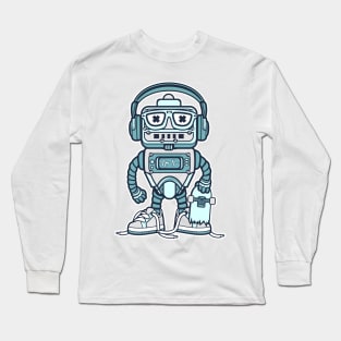 Retro Robot with Skateboard Long Sleeve T-Shirt